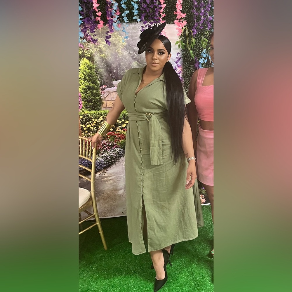 Wore this dress only this one time , nice olive green dress fits beautifully